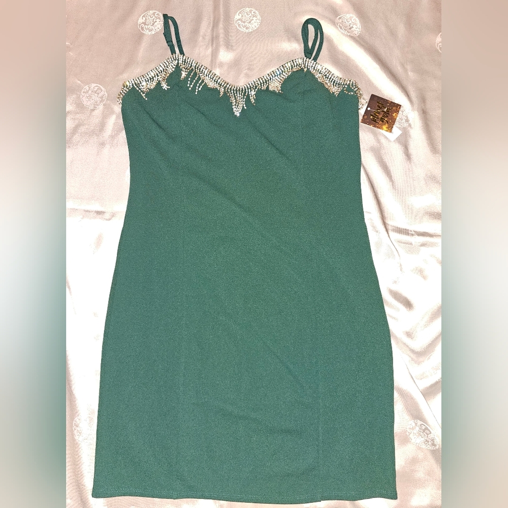 Women's Size XXL Green Dress By Planet Gold W/ Neckline Rhinestone Embellishment